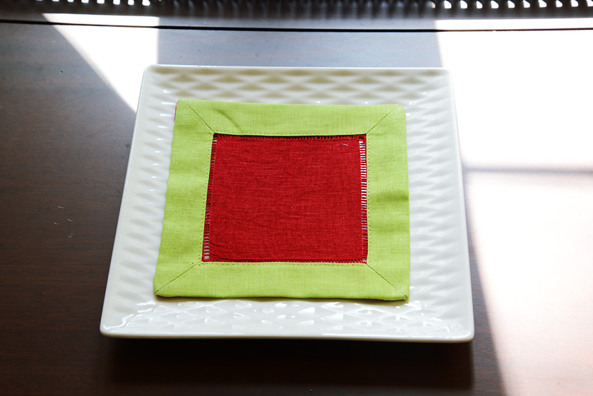 Red Green border hemstitch cocktail napkin