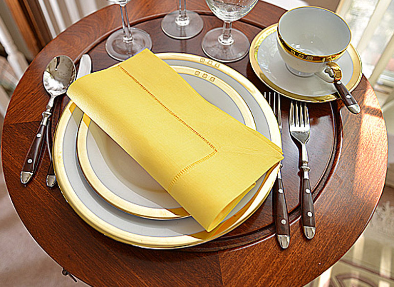 aspen gold color hemstitch napkins