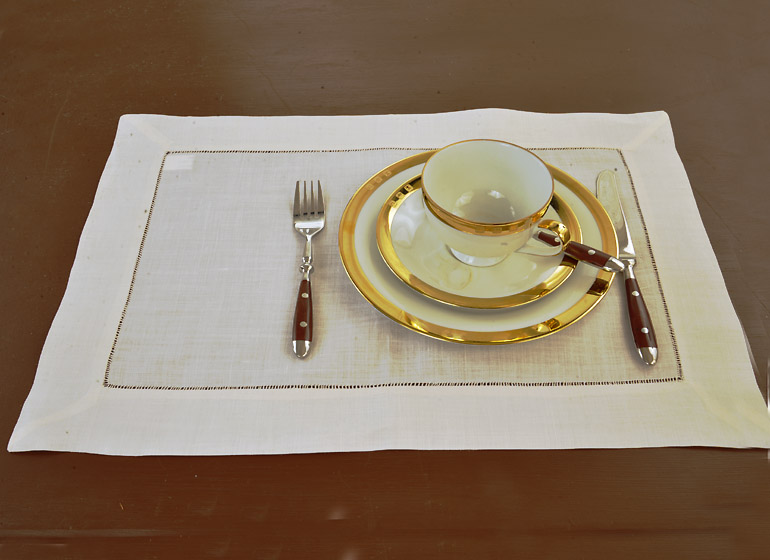 hemstitch placemat, sand color 14 x 20 inch.