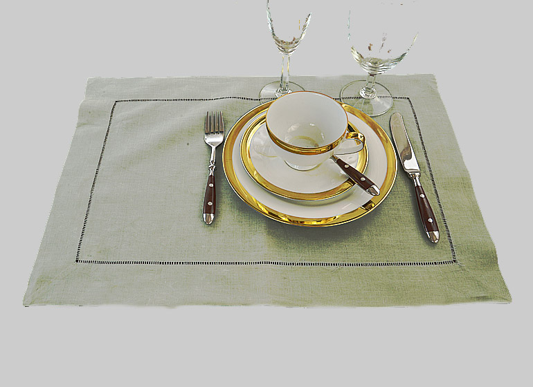 Hemstitch Placemat, SAlate Gray color.